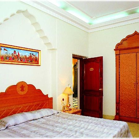 Bajaj Indian Home Stay New Delhi Exteriör bild