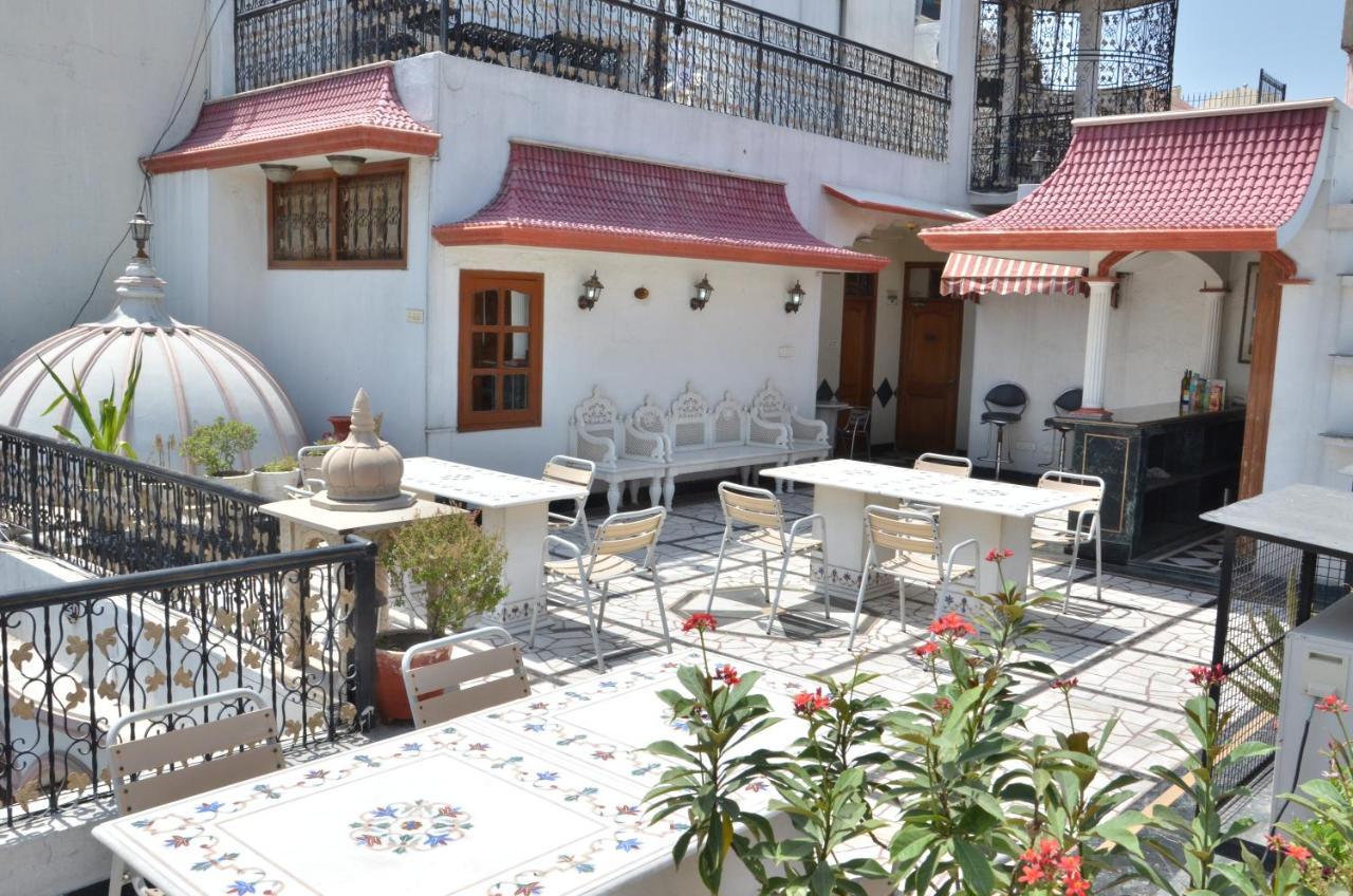 Bajaj Indian Home Stay New Delhi Exteriör bild