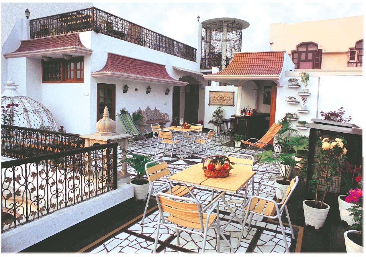 Bajaj Indian Home Stay New Delhi Exteriör bild