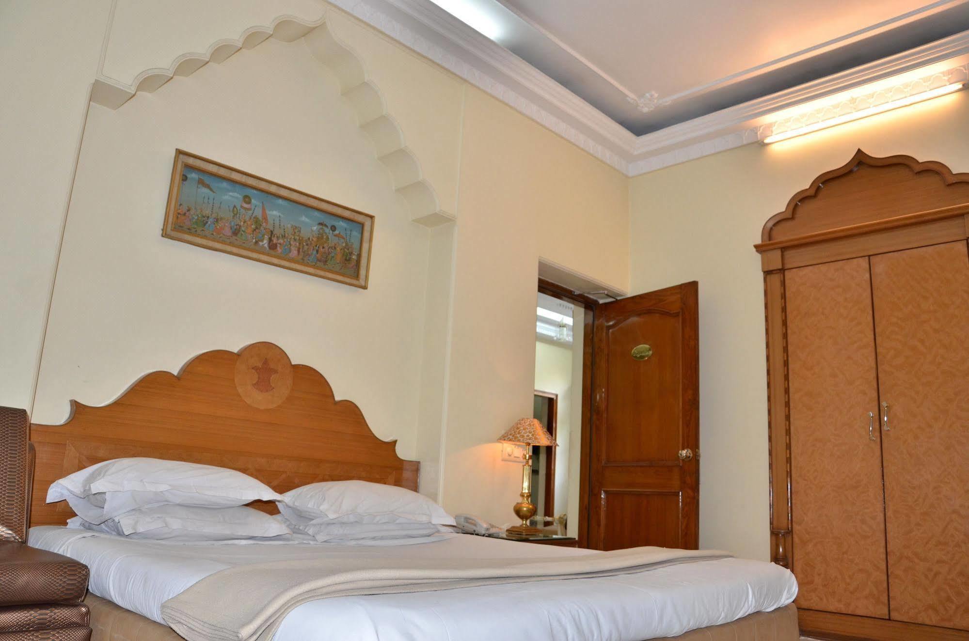 Bajaj Indian Home Stay New Delhi Exteriör bild